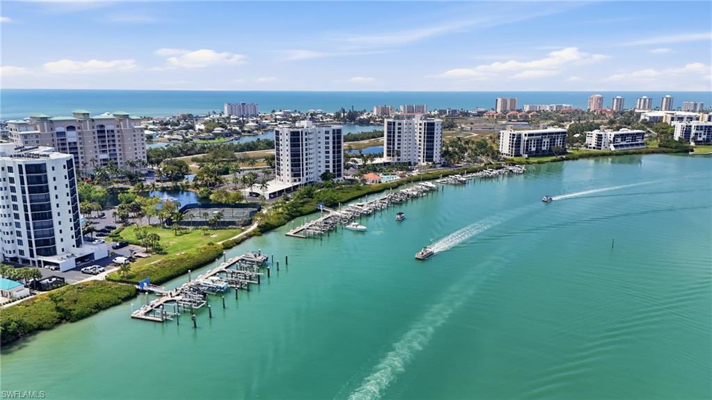 4142 Bay Beach LN 405