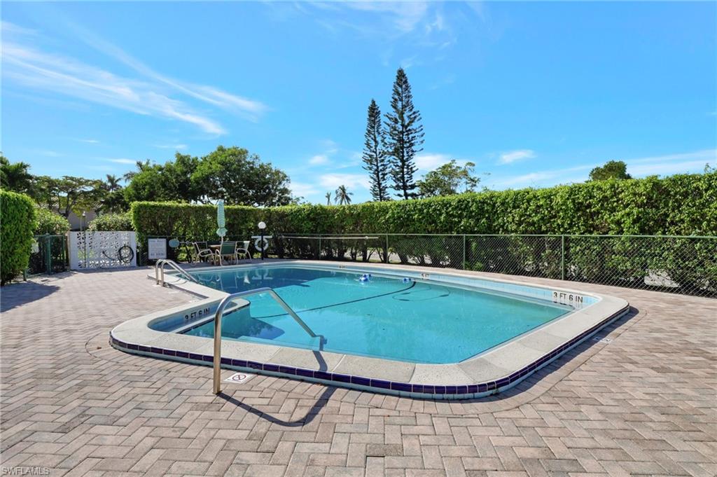 750 Mooring LN 105
