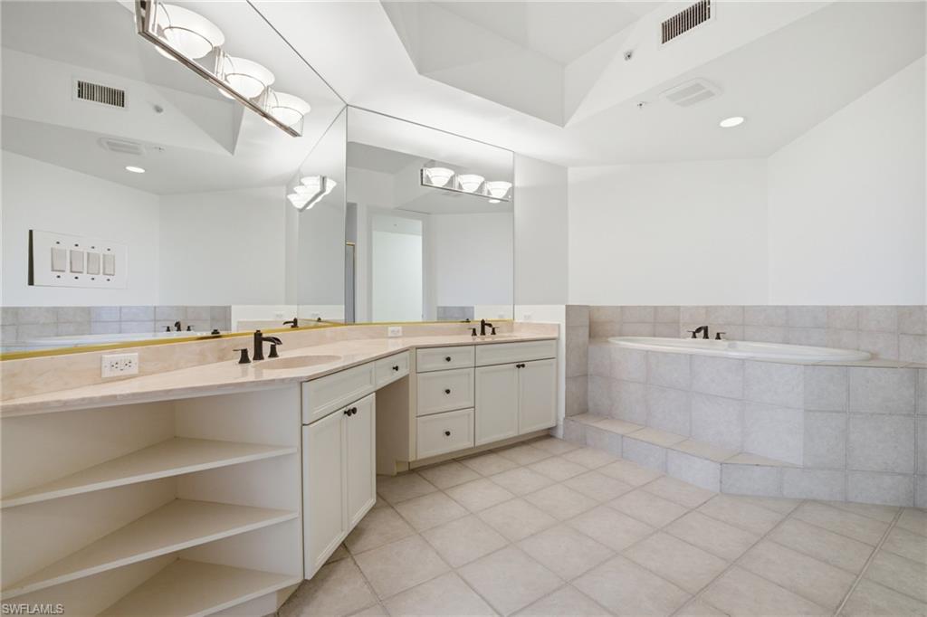 4801 Island Pond CT 405