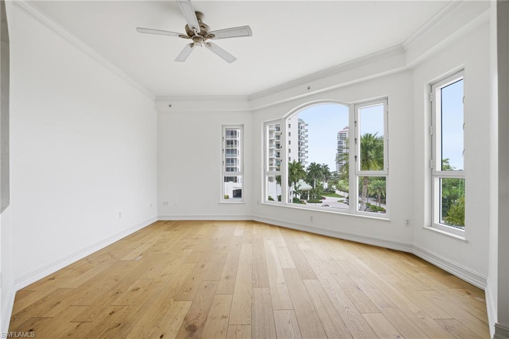 4801 Island Pond CT 405