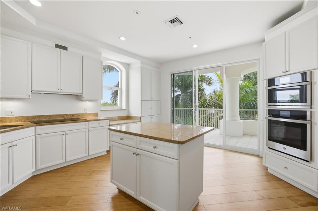 4801 Island Pond CT 405