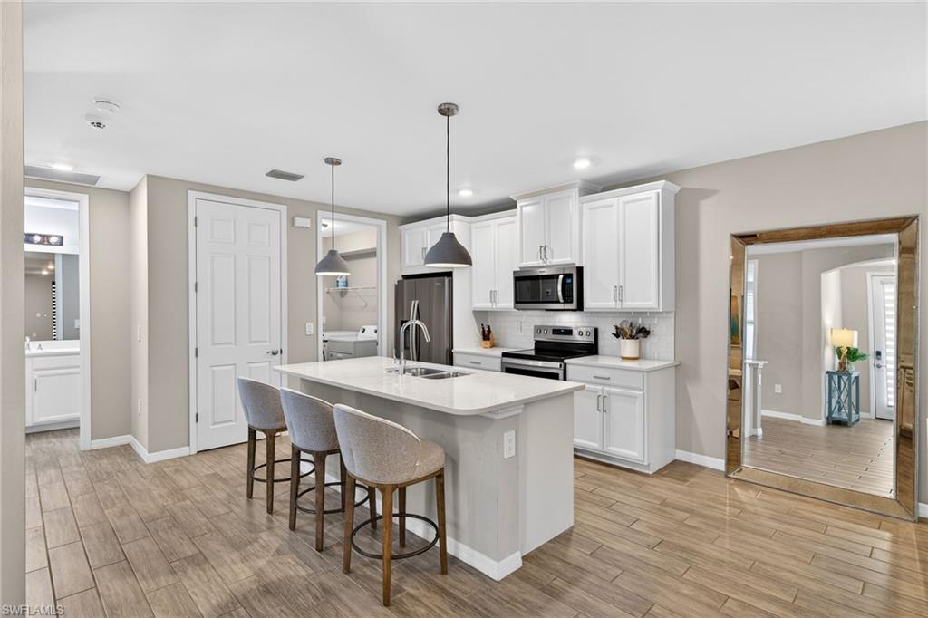 14567 Edgewater CIR