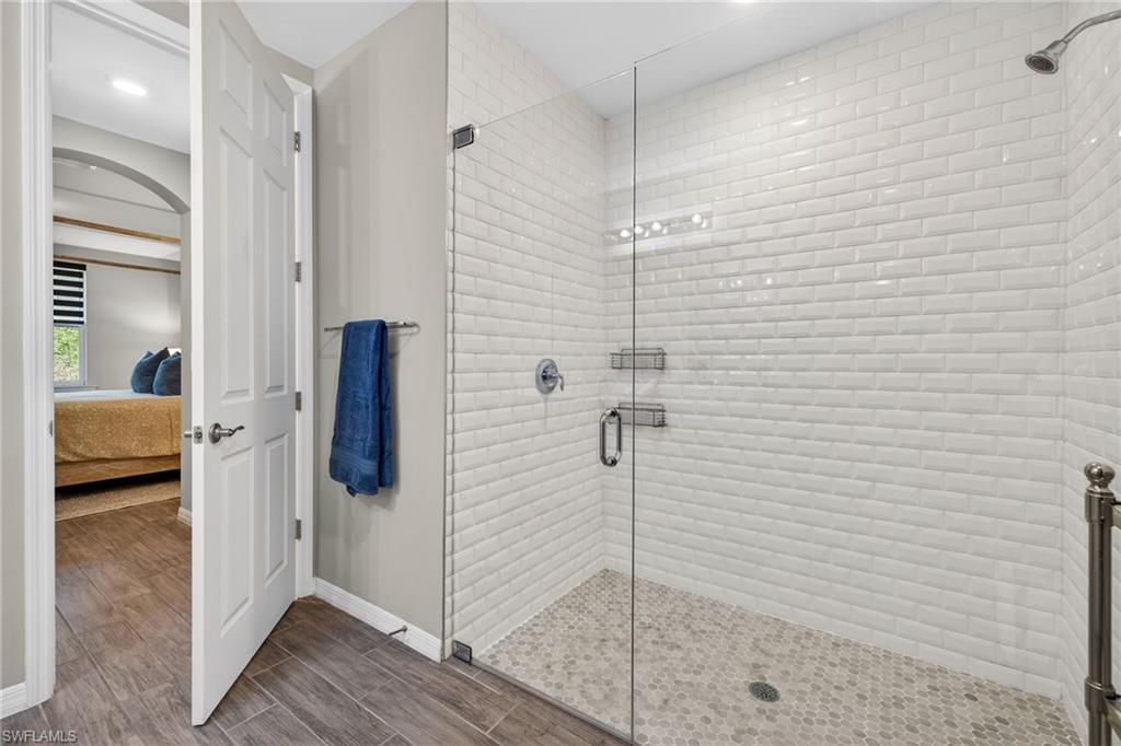 14567 Edgewater CIR
