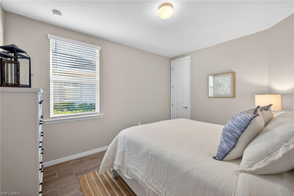 14567 Edgewater CIR