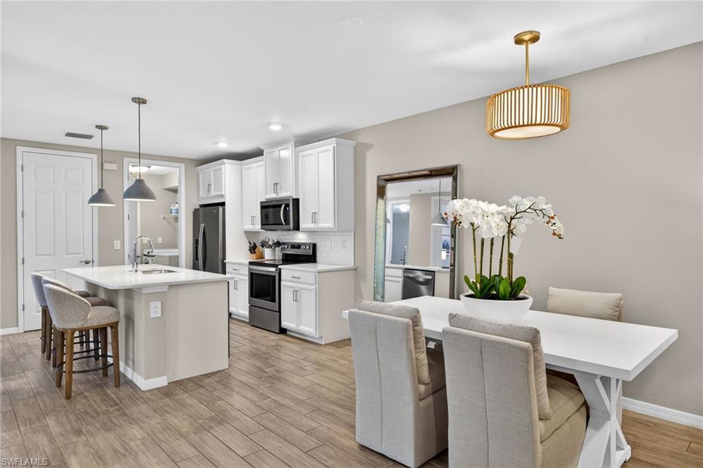 14567 Edgewater CIR