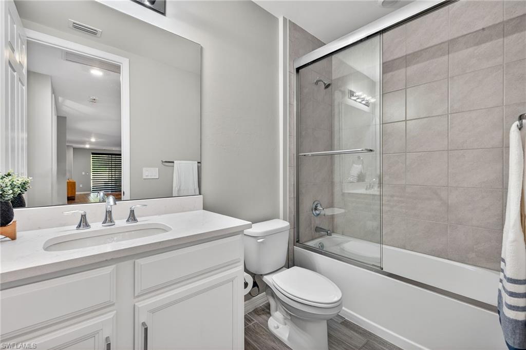 14567 Edgewater CIR
