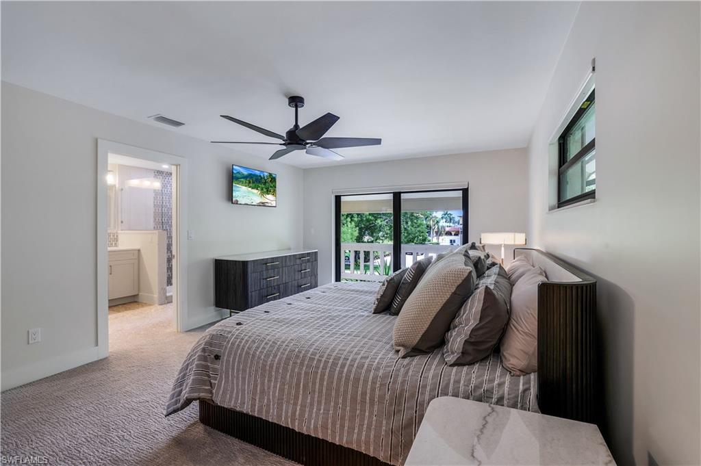 1390 Chesapeake AVE 1390