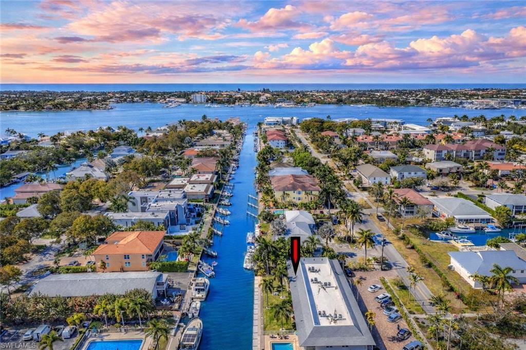 1686 Blue Point AVE B5