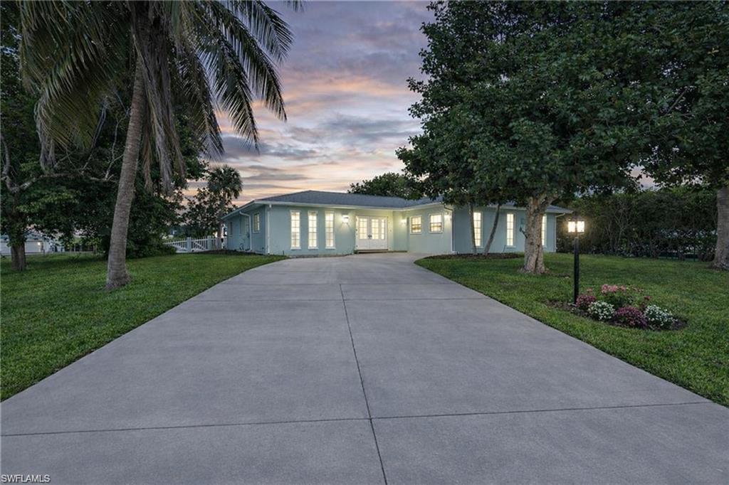 3461 Lakeview DR