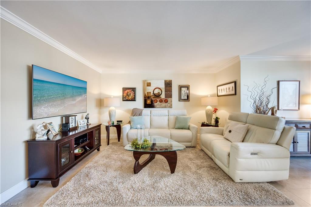 3000 Gulf Shore BLVD N 212