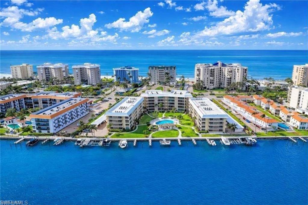 3000 Gulf Shore BLVD N 212
