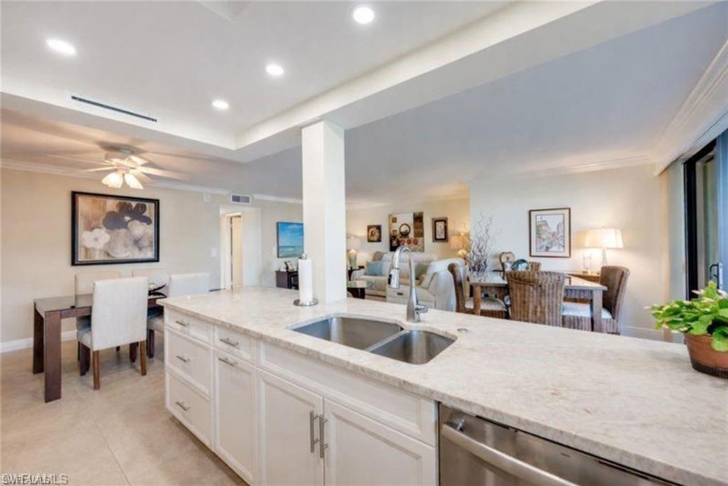 3000 Gulf Shore BLVD N 212
