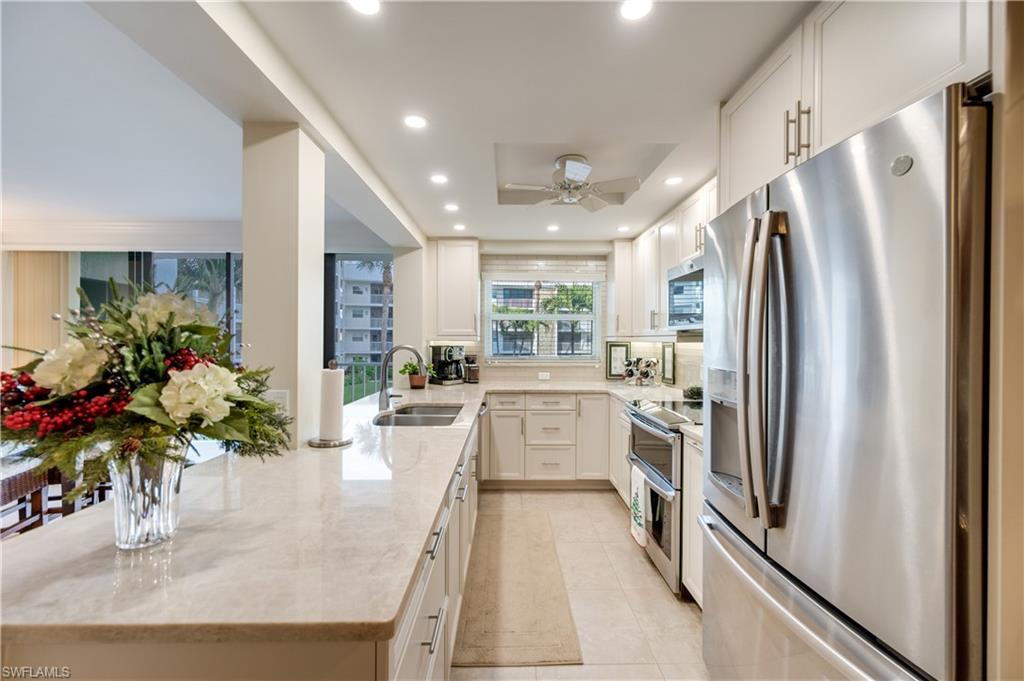3000 Gulf Shore BLVD N 212