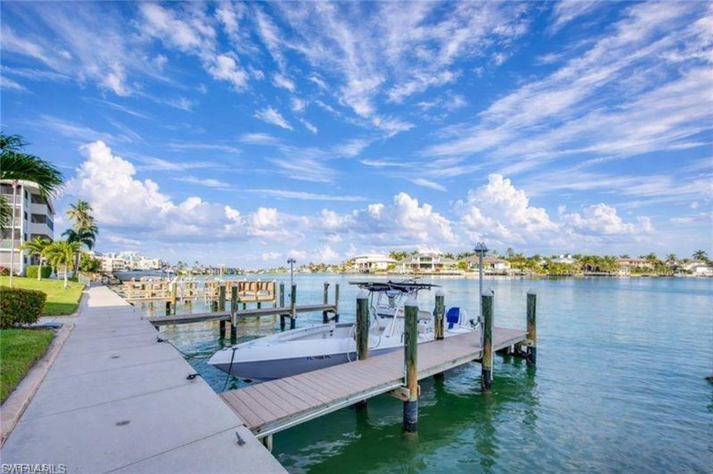3000 Gulf Shore BLVD N 212