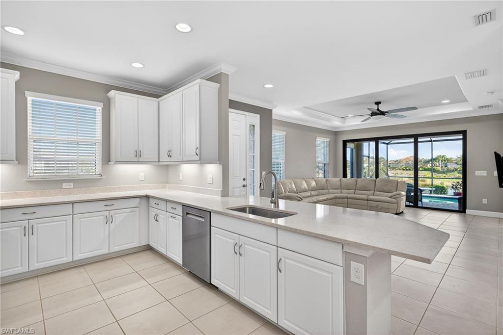 8017 Calle Canovas CT