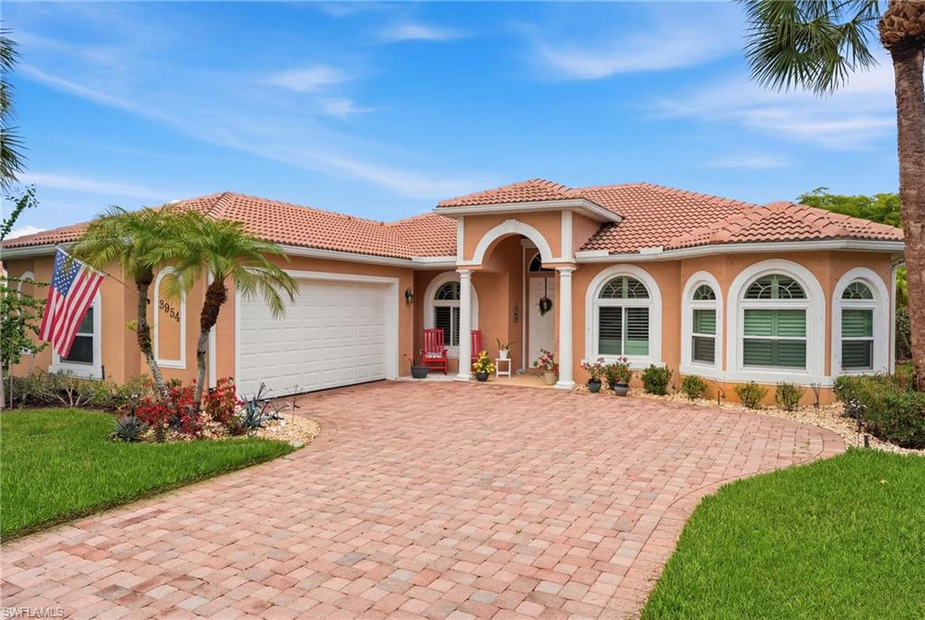 3954 Recreation LN