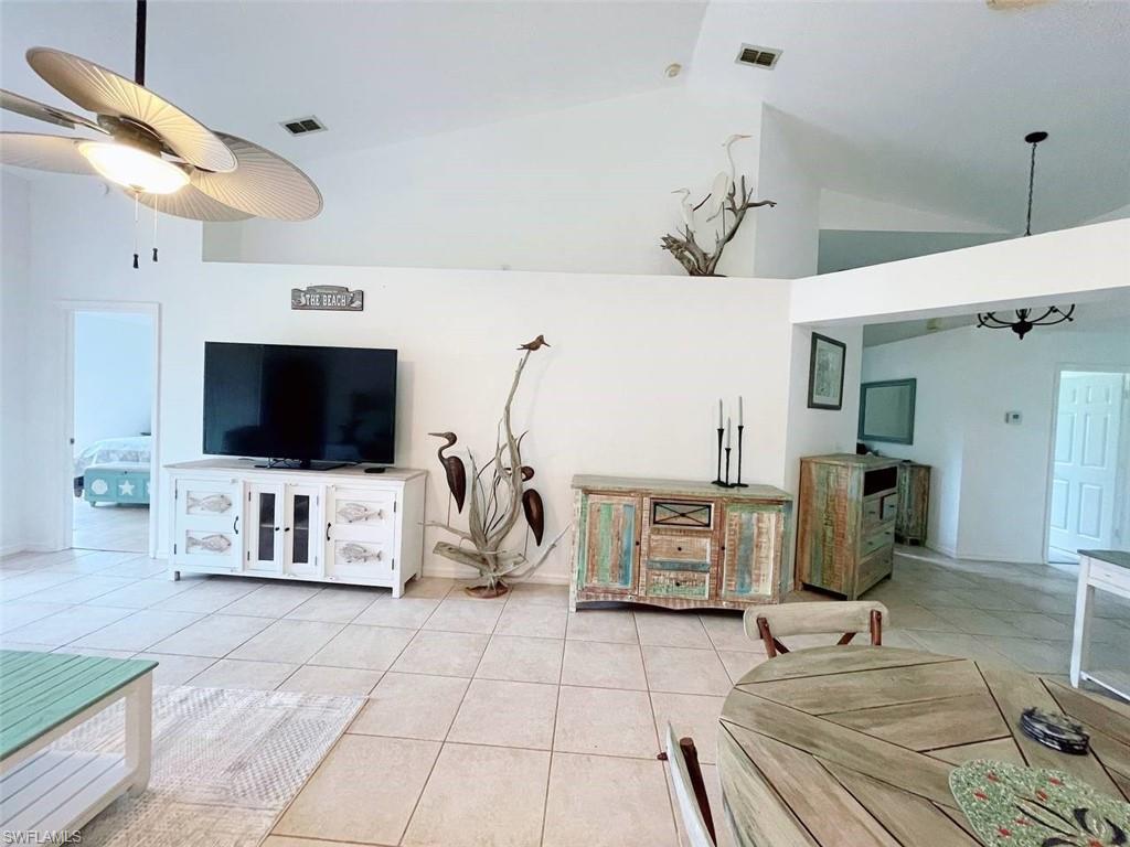 2037 Crown Pointe BLVD