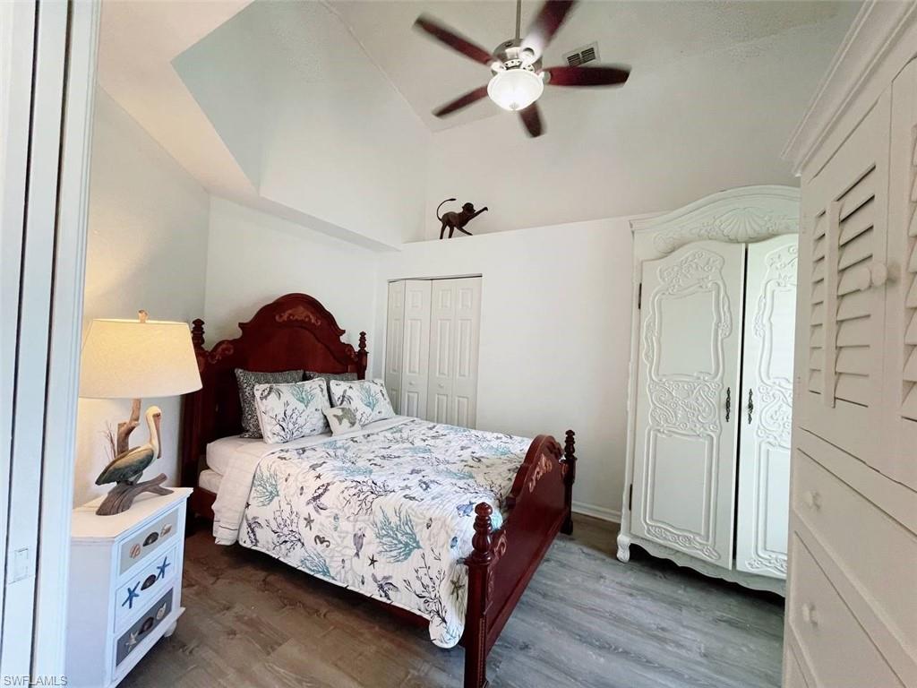 2037 Crown Pointe BLVD