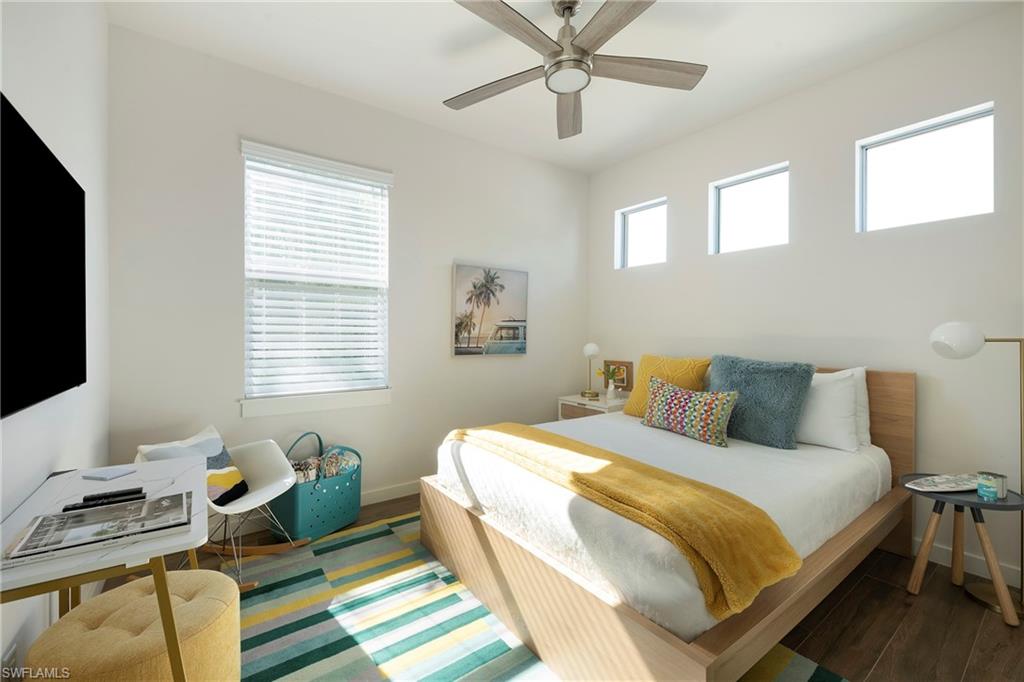 10042 Vanderbilt DR