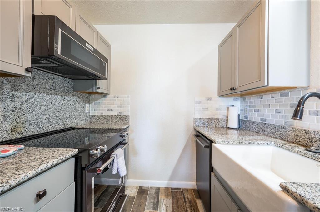 4625 Bayshore DR D16