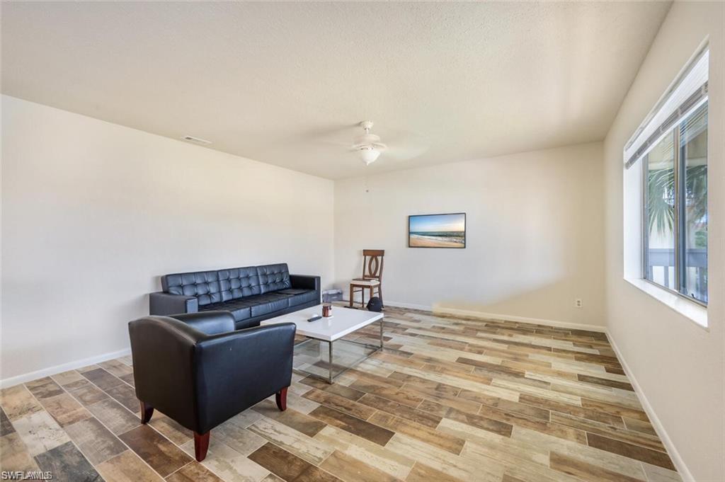 4625 Bayshore DR D16