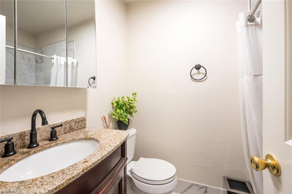 4625 Bayshore DR D16