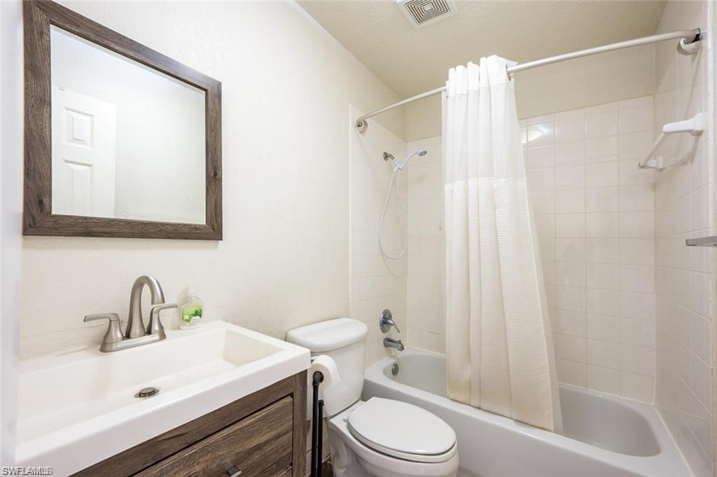 4625 Bayshore DR D16