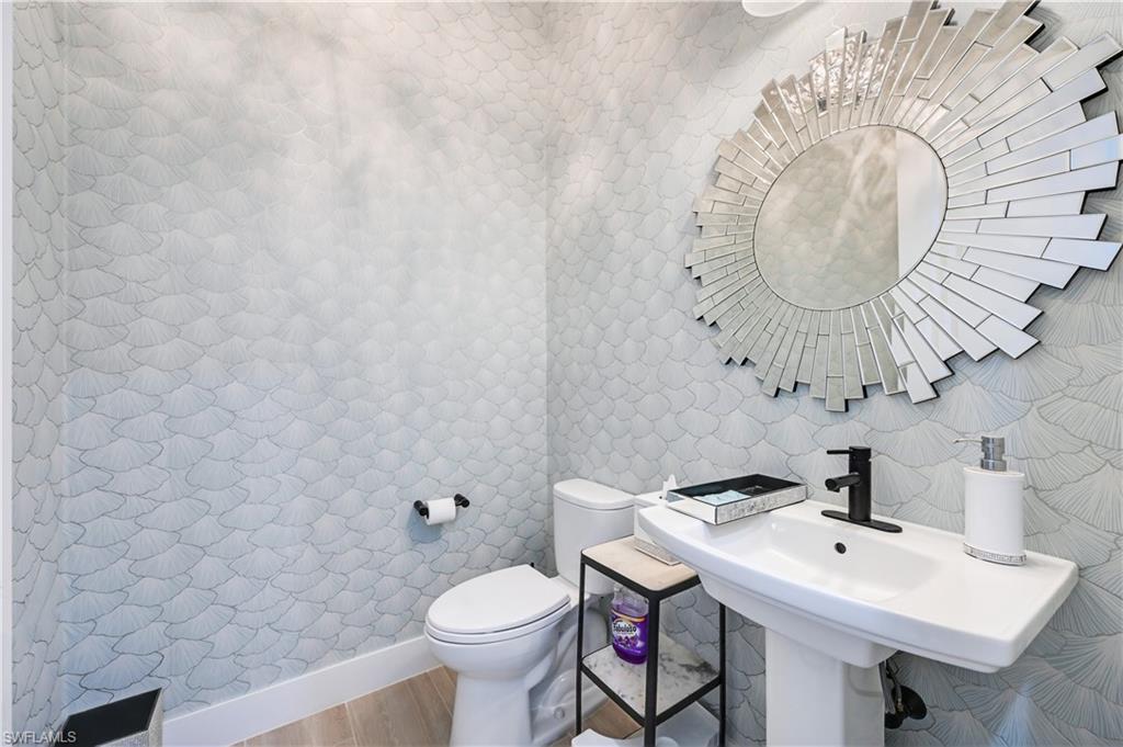 14338 Laguna Springs LN