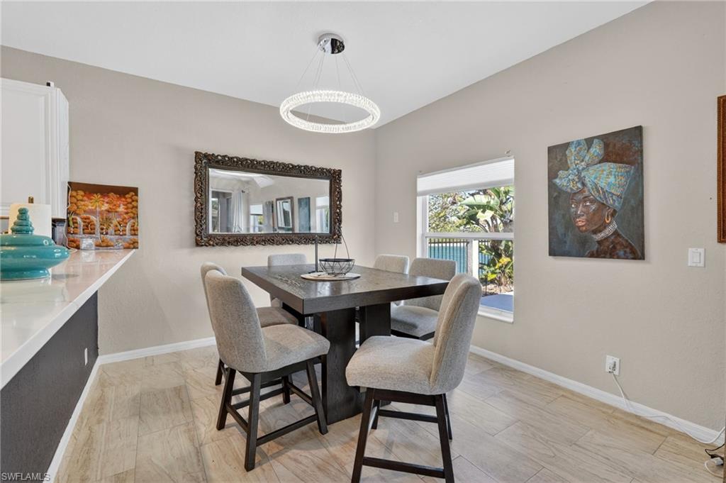 2645 Fishtail Palm CT