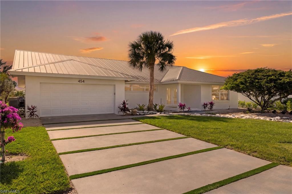 454 Flamingo AVE
