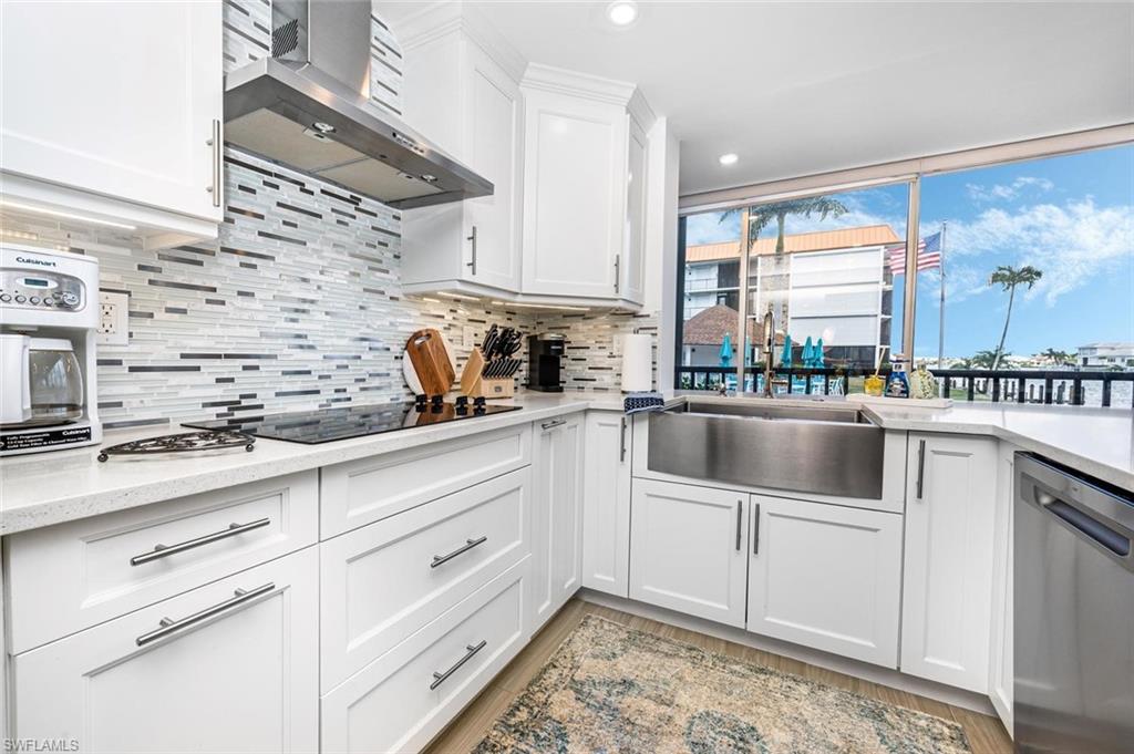 2900 Gulf Shore BLVD N 116