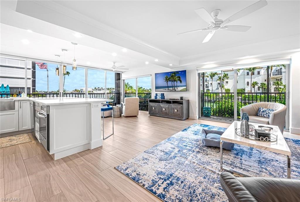 2900 Gulf Shore BLVD N 116