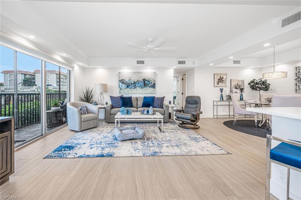 2900 Gulf Shore BLVD N 116