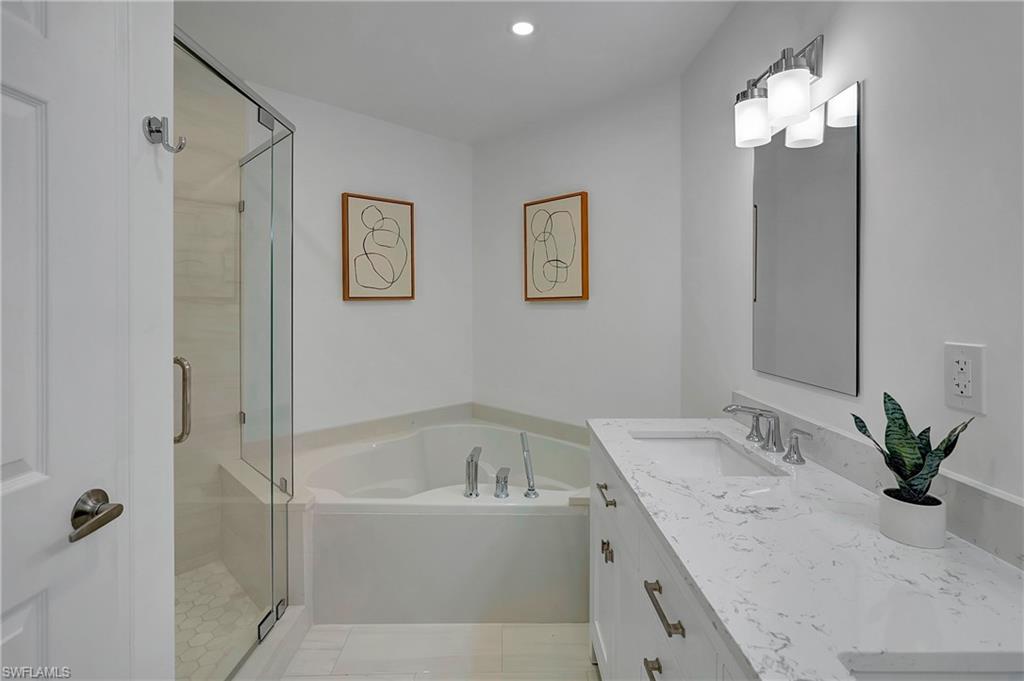 2165 Arielle DR 1602