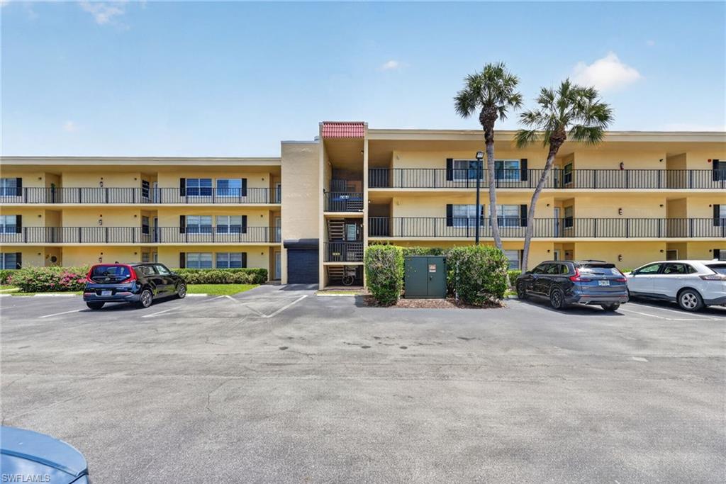 1084 Forest Lakes DR 7205