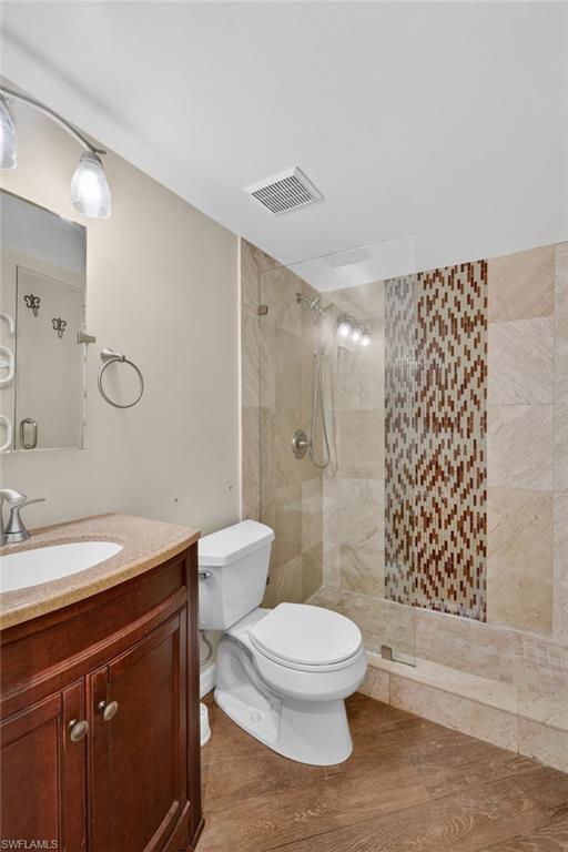 1084 Forest Lakes DR 7205