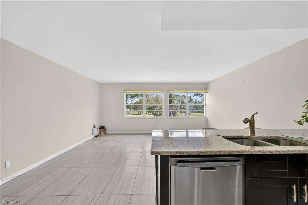 1084 Forest Lakes DR 7205