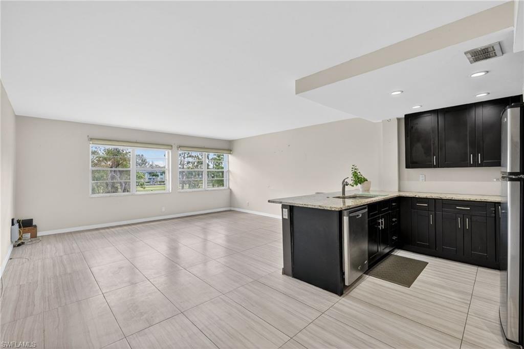 1084 Forest Lakes DR 7205