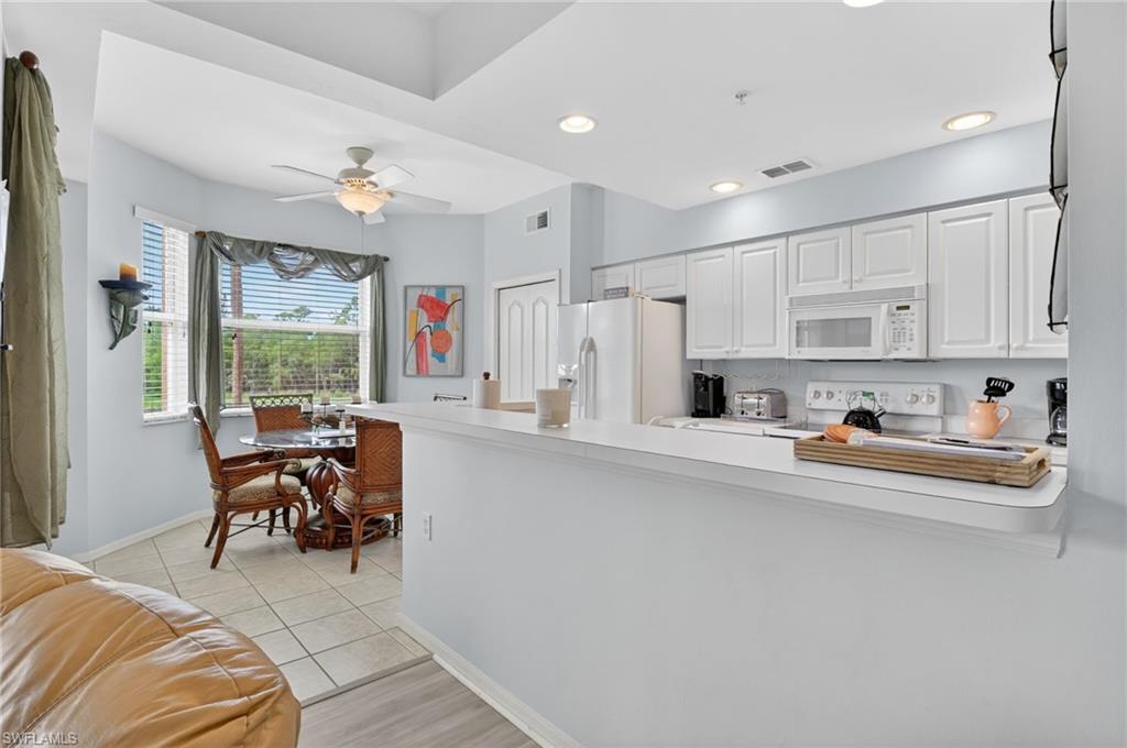 3830 Sawgrass WAY 2922