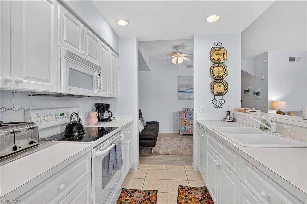 3830 Sawgrass WAY 2922