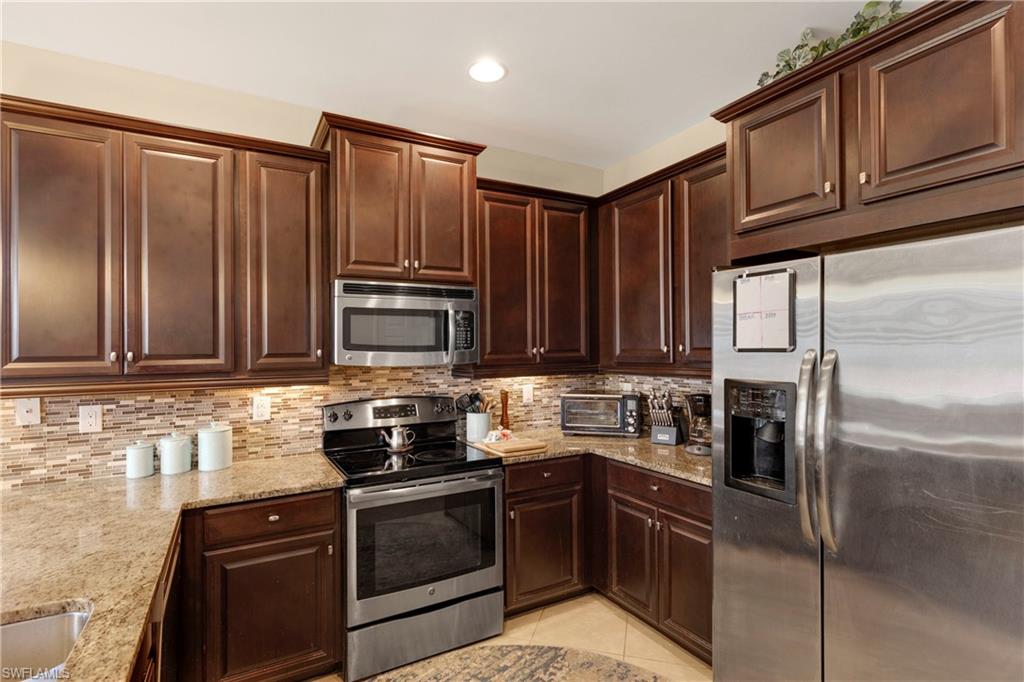 15116 Summit Place CIR 213