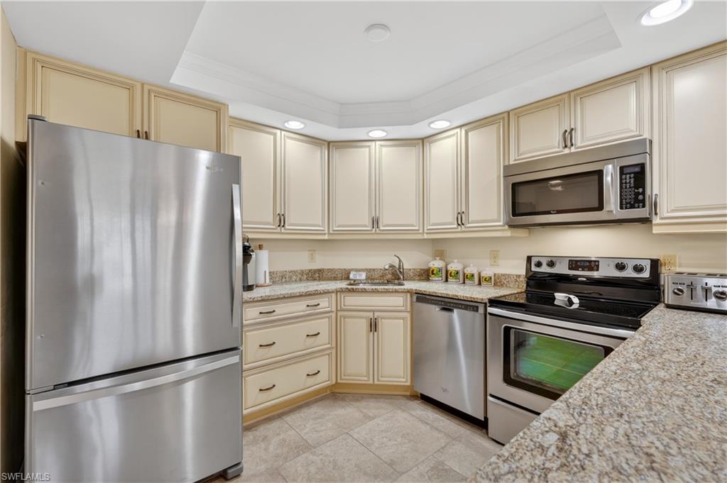 5 Bluebill AVE 201