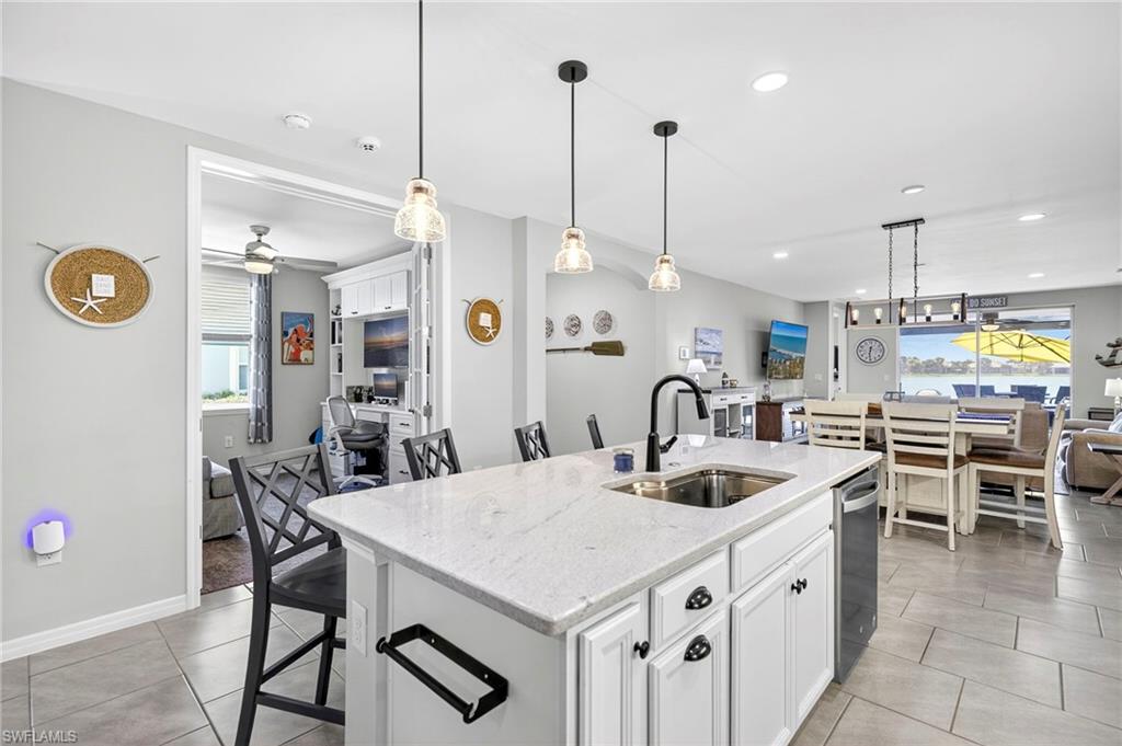 14582 Edgewater CIR