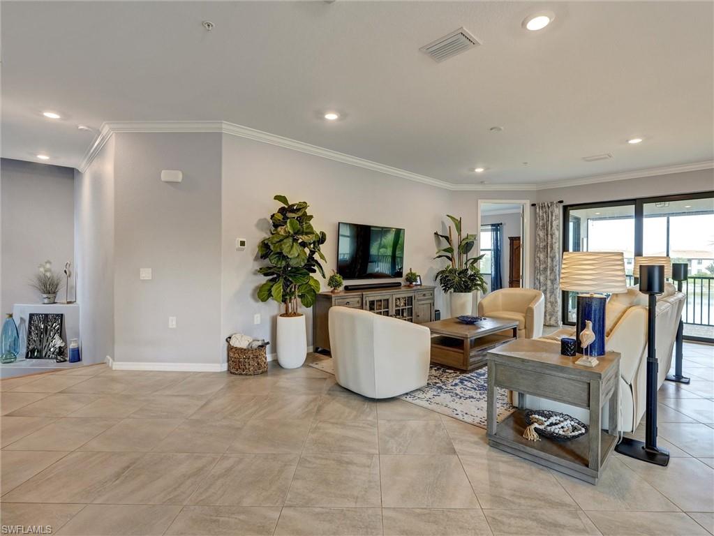 2359 Montserrat LN 202