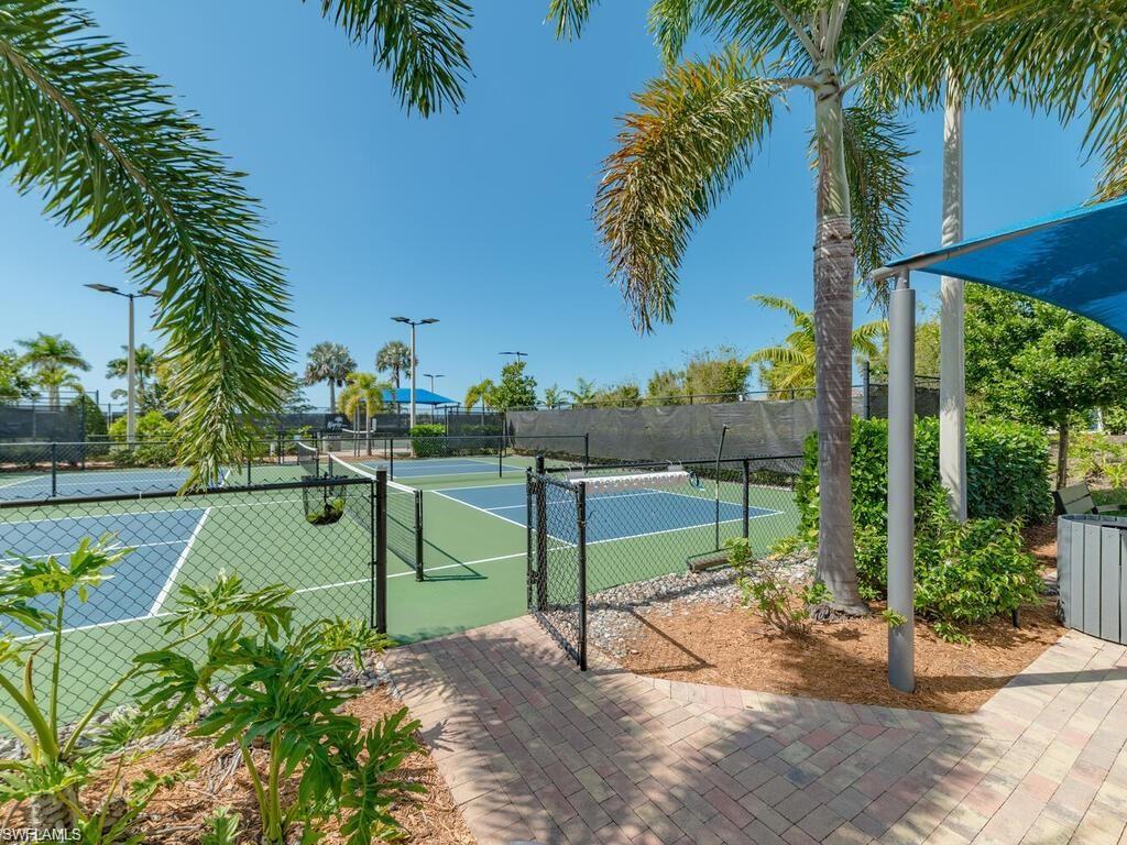 14338 Laguna Springs LN