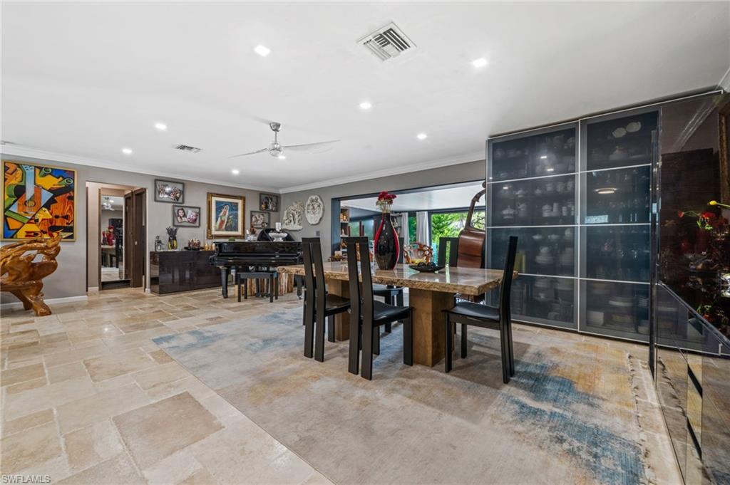 38 Willoughby DR