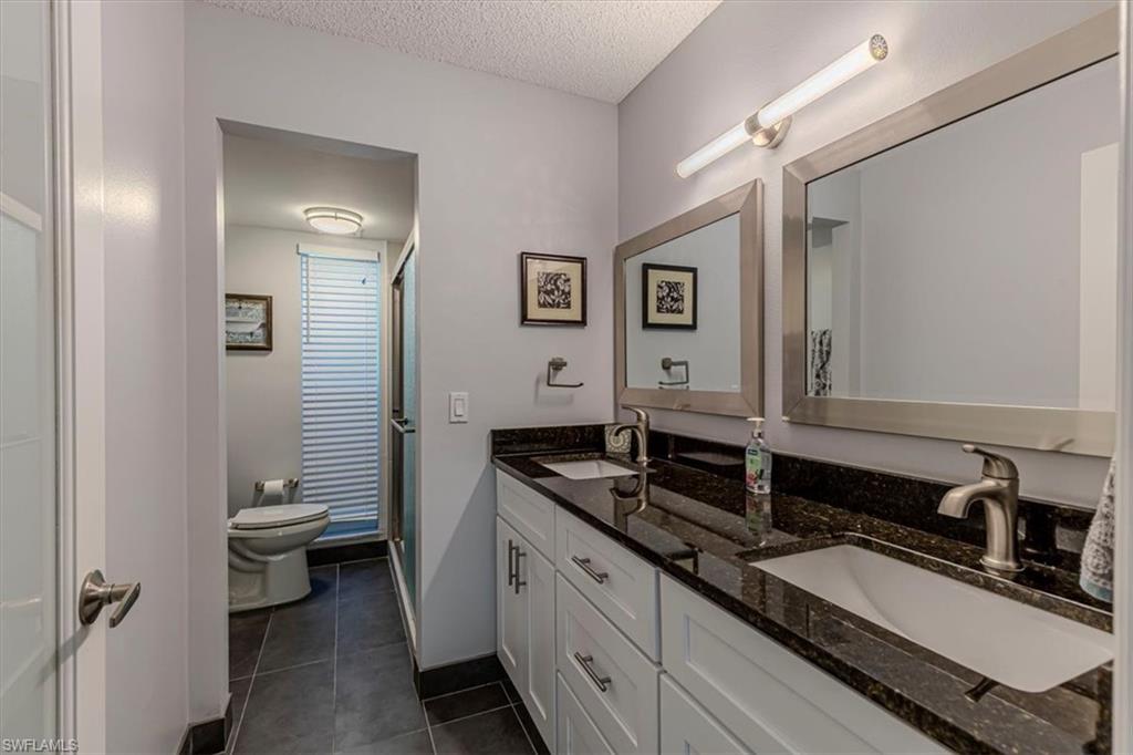 215 Palm DR 215-1