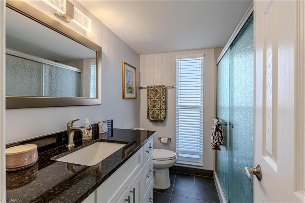 215 Palm DR 215-1