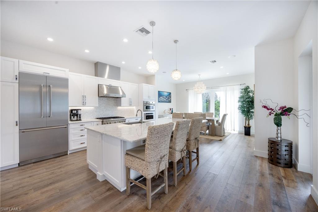 1571 Bonita LN