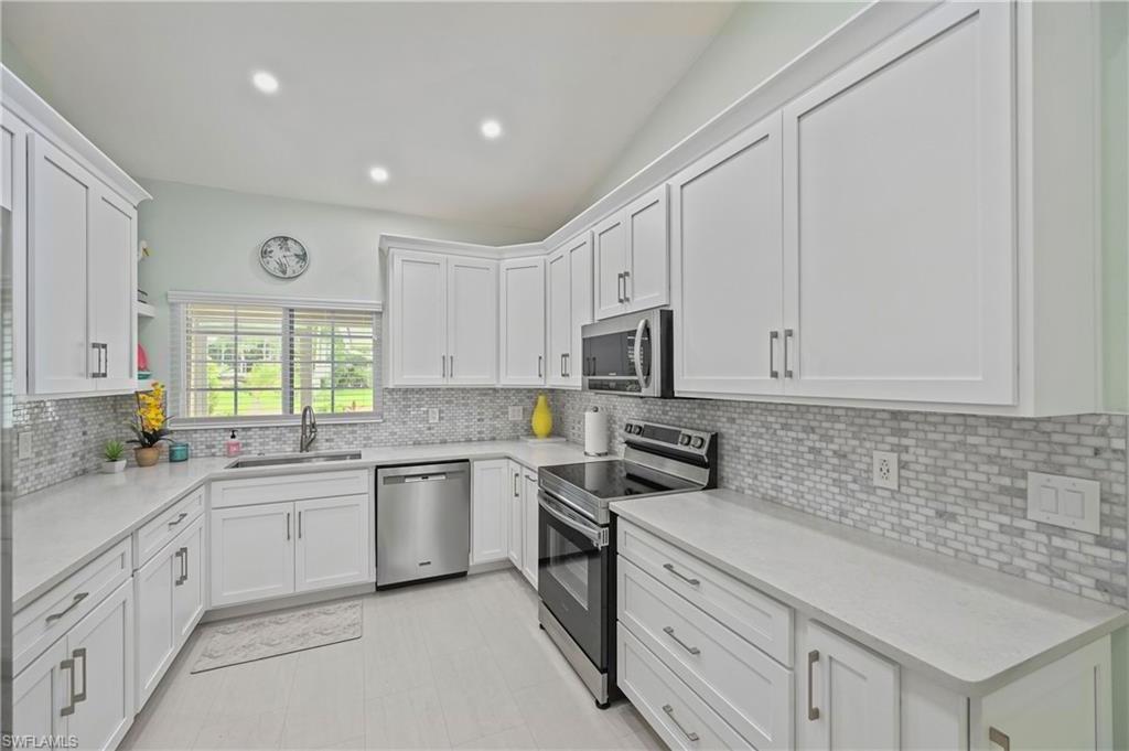 657 Saint Andrews BLVD